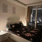 36th Floor Sky City- 2 Bedroom App Free Private Parking 스코페
